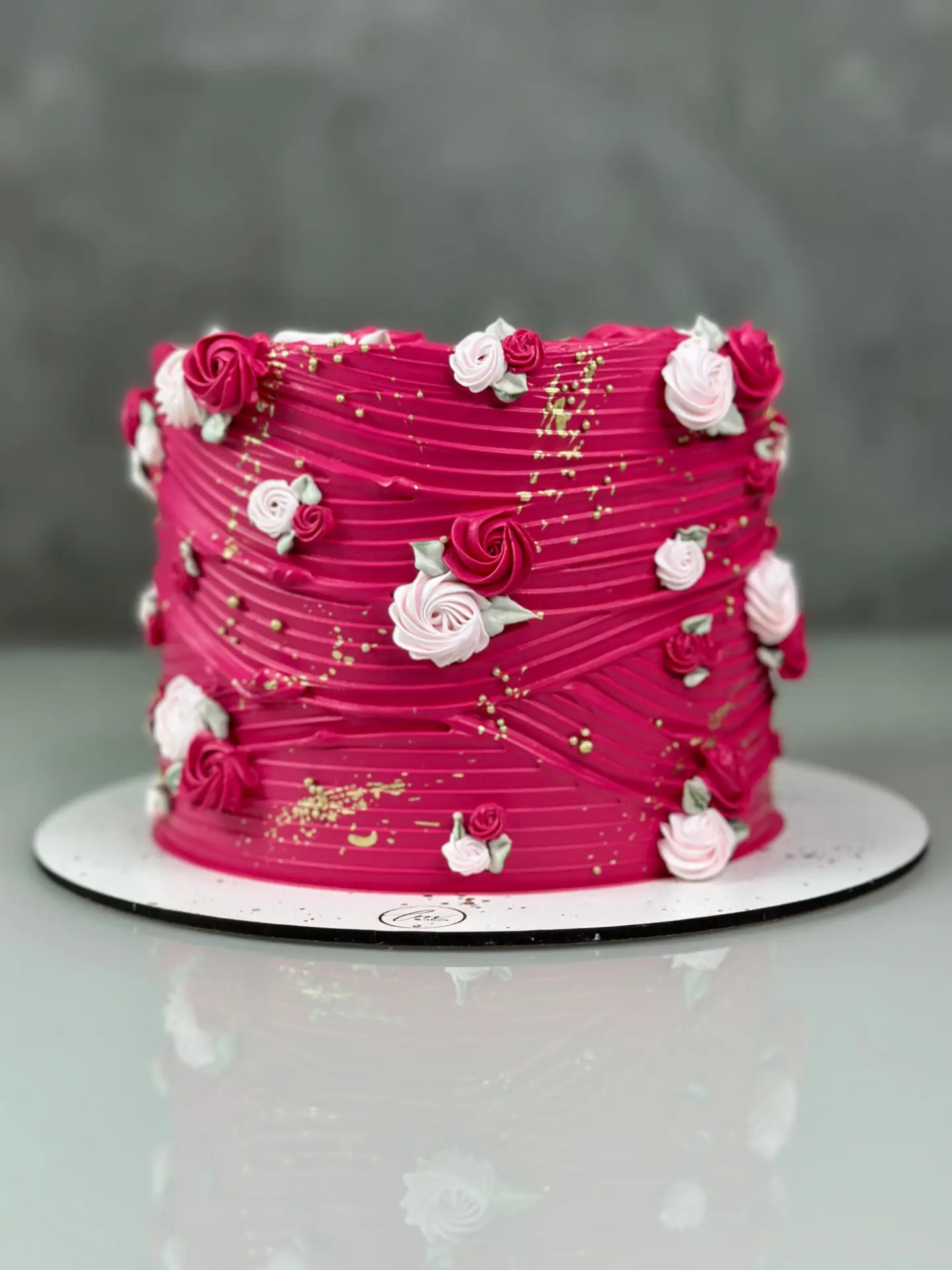 Decoração Wave Cake com Rosetas feita com chantininho
